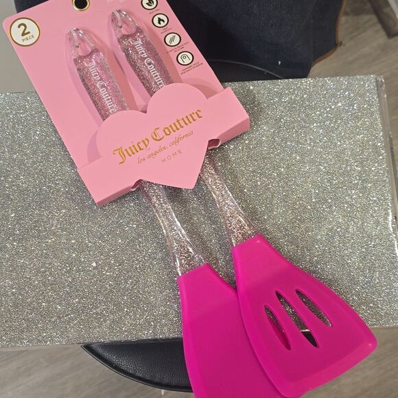 Juicy Couture Home 2-PC Glitter Infused Silicone Kitchen Utensil Set - Picture 4 of 6